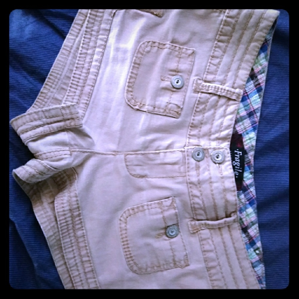 Shorty shorts